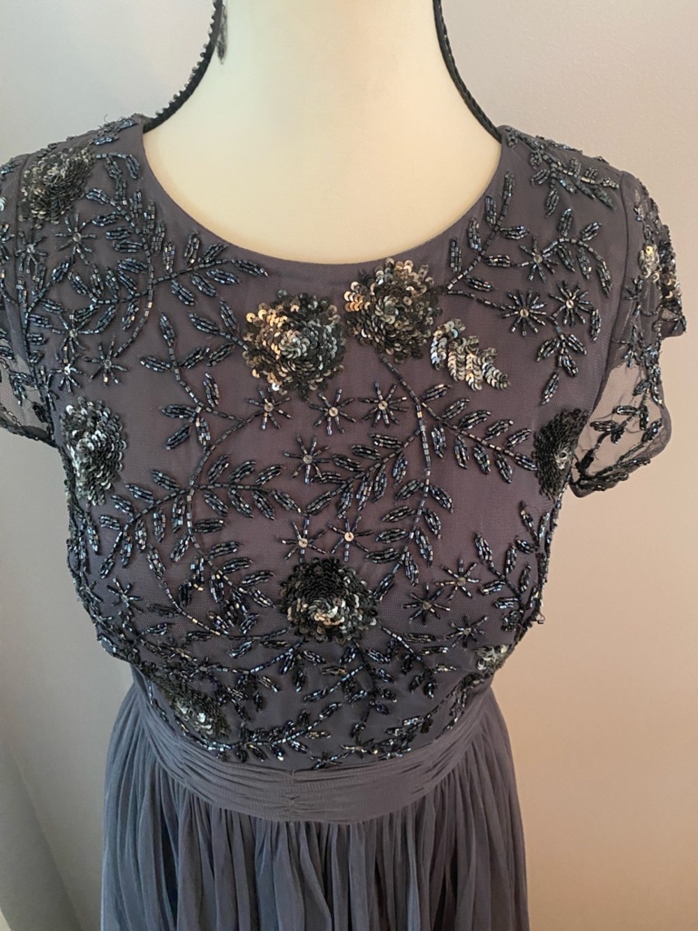 Viola chan size 6  pewter color formal dress - Picture 2 of 8